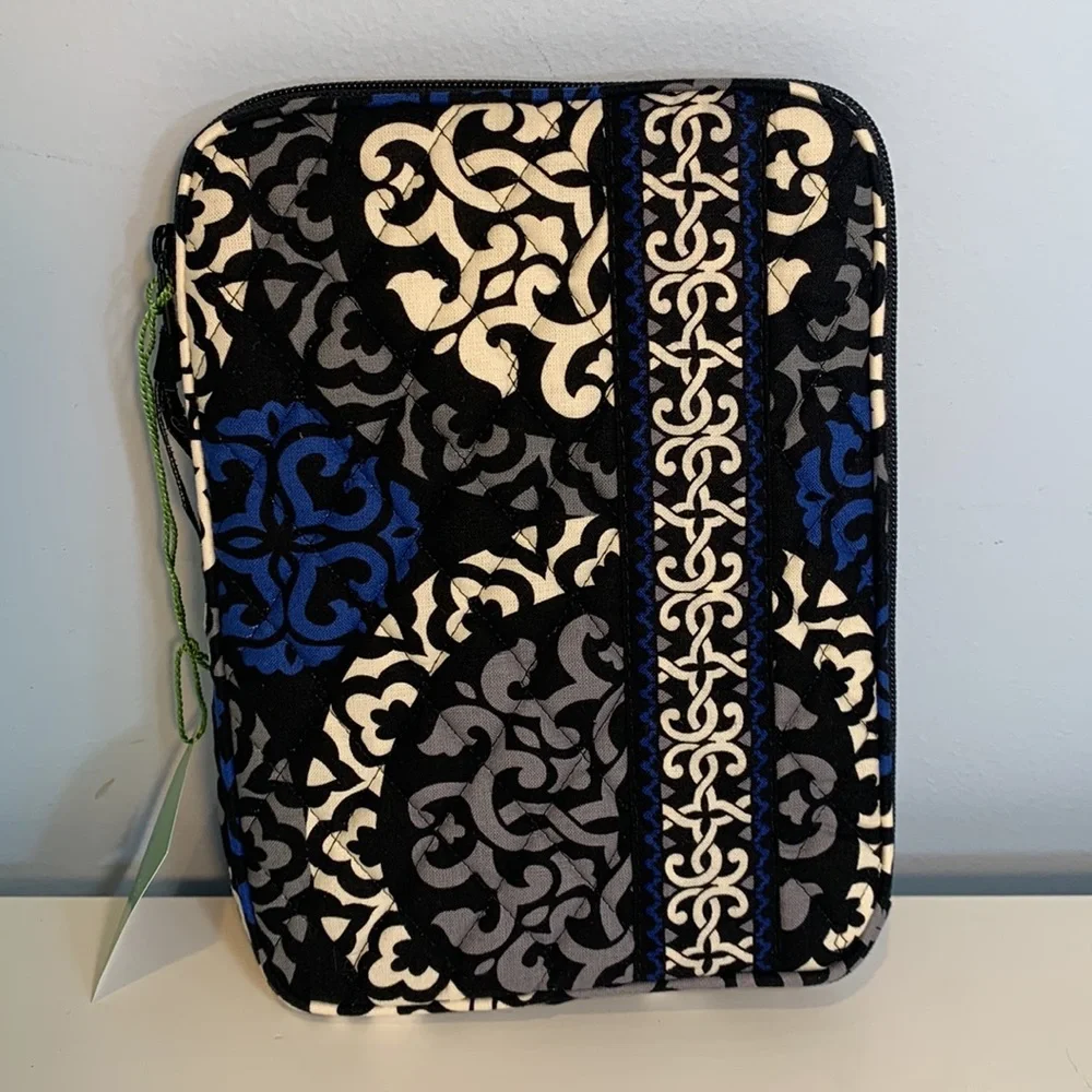 Vera Bradley E Reader Kindle Nintendo DS Sleeve Canterberry Cobalt RETIRED NWT